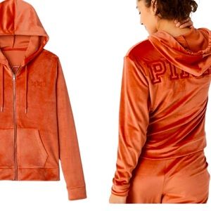 PINK
EVERYDAY LOUNGE VELOUR SKINNY JOGGER SET Jacket XL/Bottoms XXL